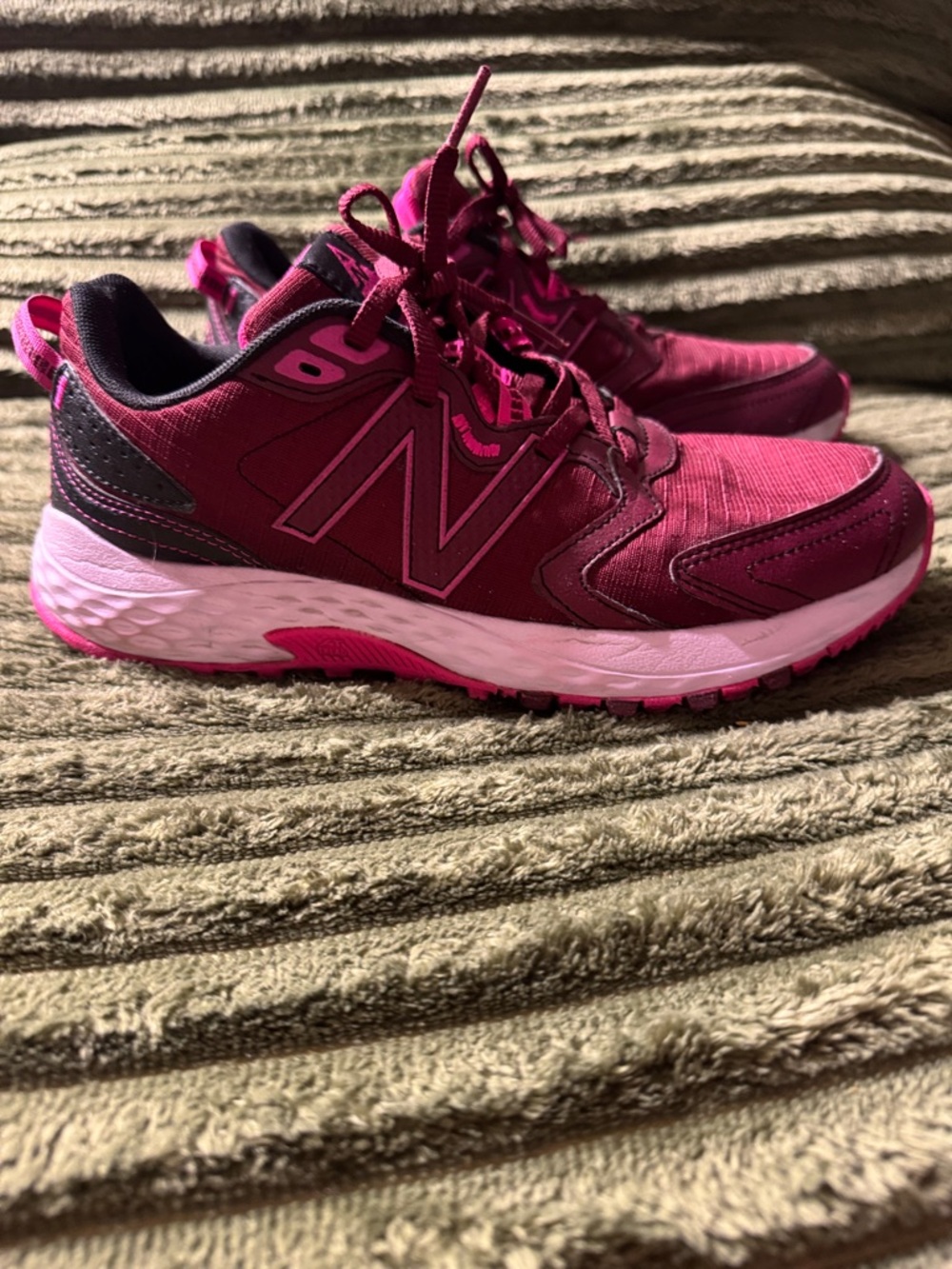 New Balance Women's Athletic Sneakers - Raspberry Burgundy beautiful color
